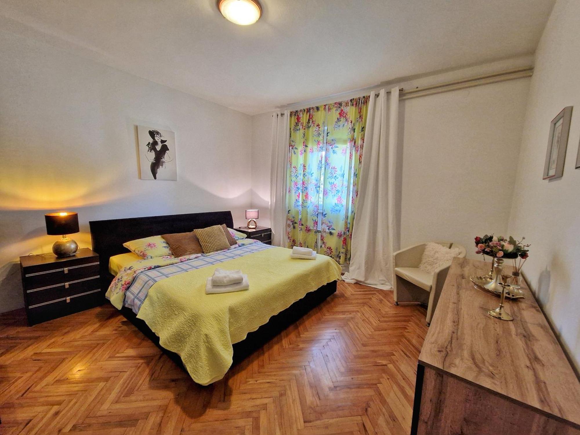 Apartman Mare-Peroj 沃德年 外观 照片